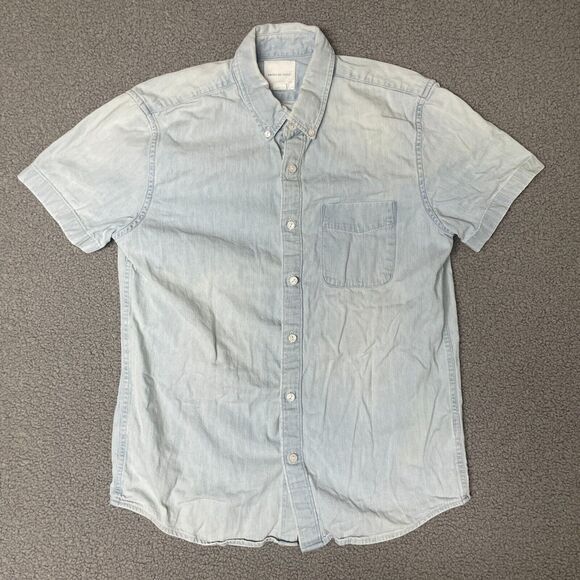 American‎ Eagle Womens Shirt chambray Denim Blue Medium Button Up Chore Workwear - Picture 1 of 7